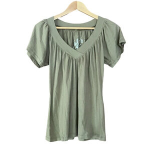 Da Nang Short Sleeve V-Neck Cotton T Shirt Size XS NEW